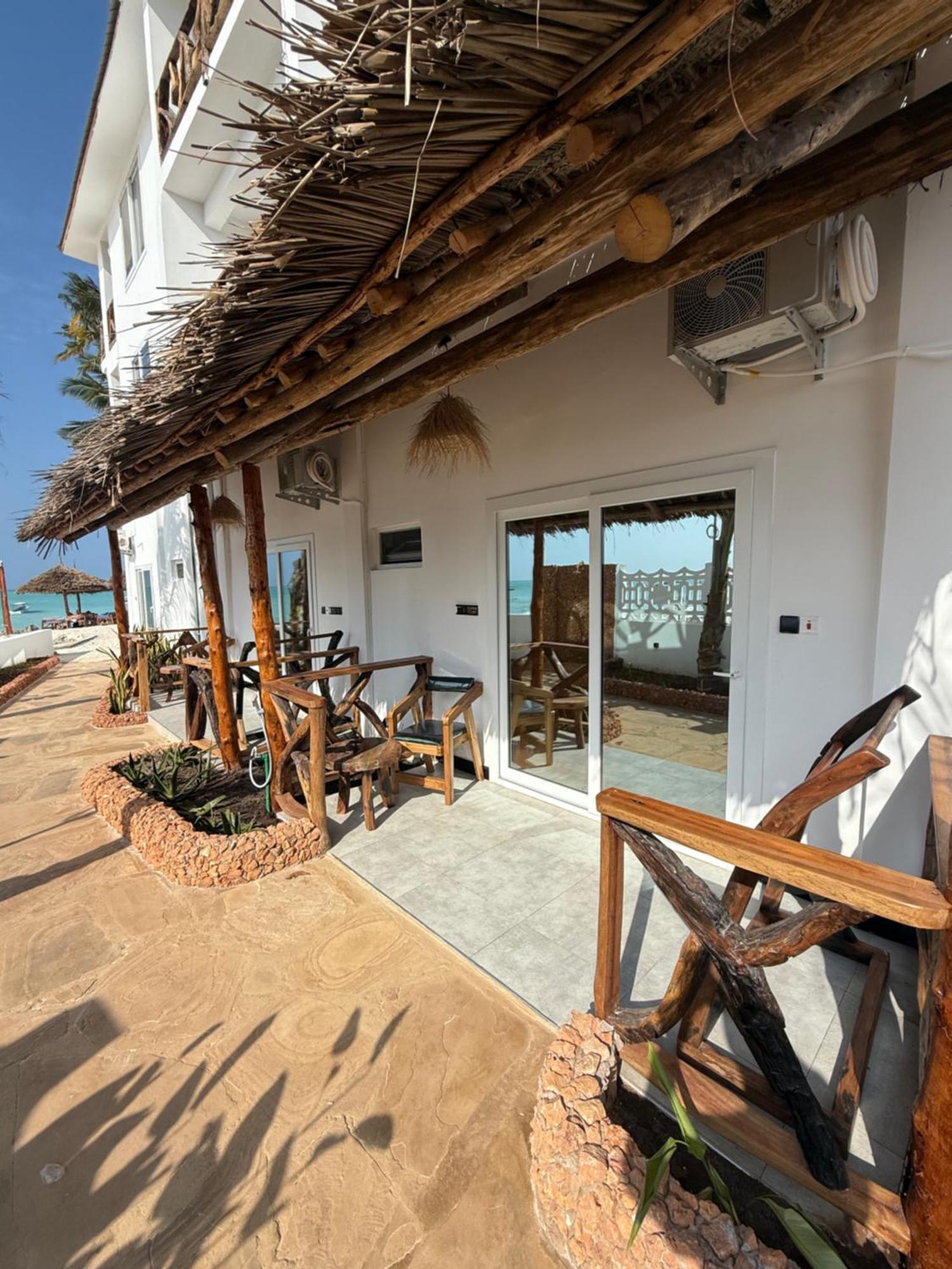 Dhow Beach Boutique Hotel นูงวี ภายนอก รูปภาพ