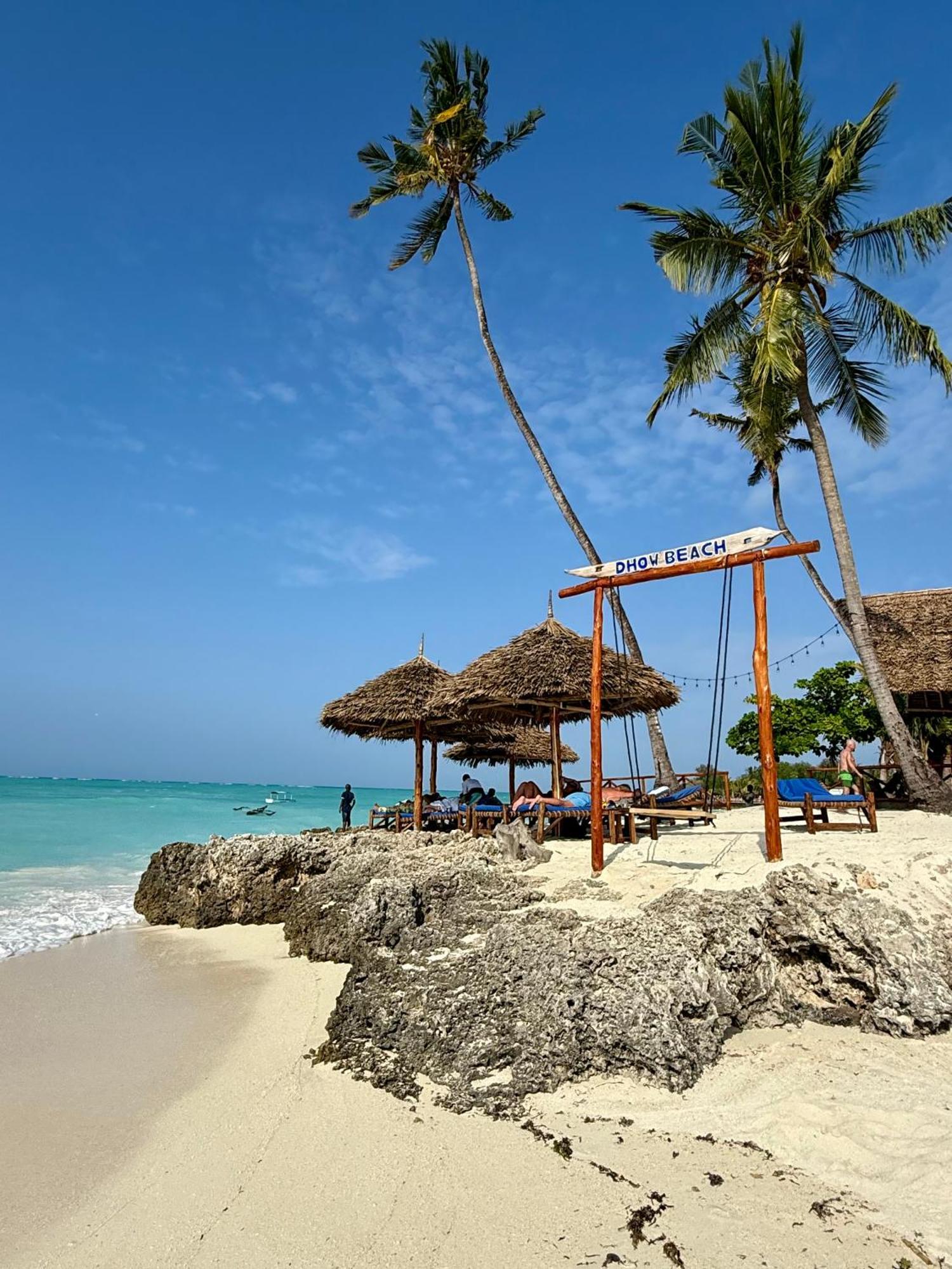 Dhow Beach Boutique Hotel นูงวี ภายนอก รูปภาพ